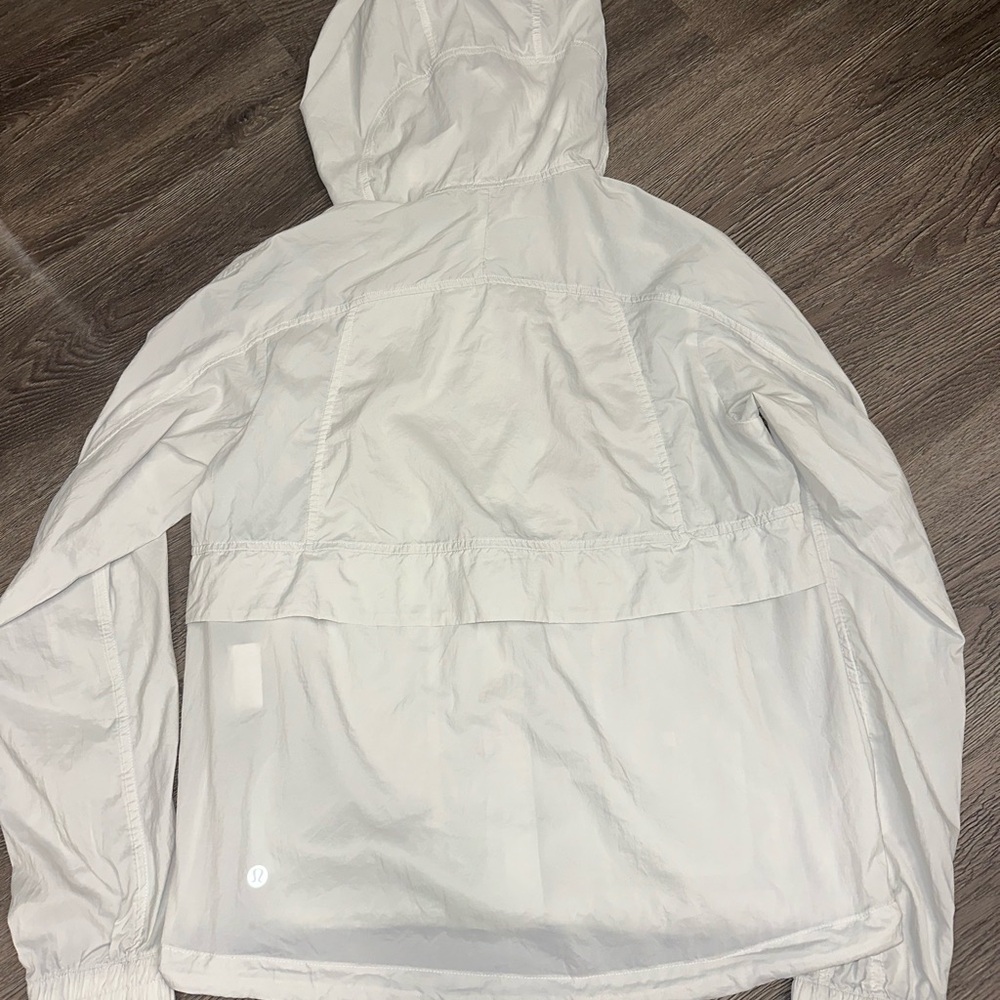 Lululemon Hood Lite Jacket